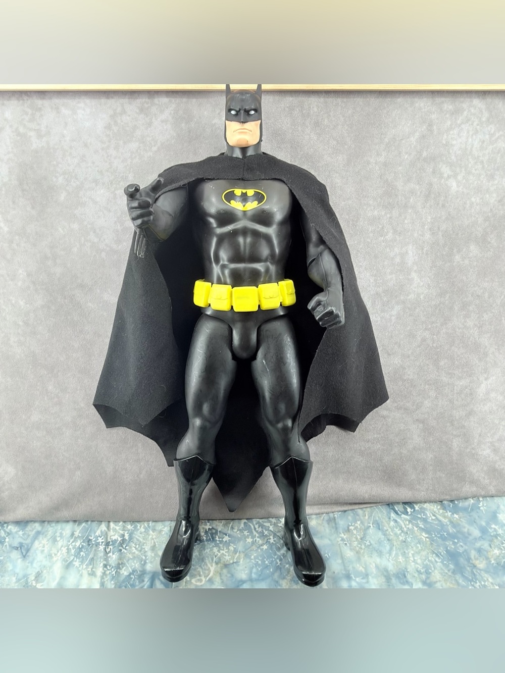 BATMAN Action Figure DC 2015 Jakks Pacific 20" Tall 3336NT01 With Cape